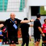 Kesal, Pelatih PSM Suruh Wasit Nonton Piala Dunia
