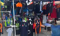 Jualan Kaos di MotoGP Mandalika 2024, Agus Raup Omzet Rp40 Juta