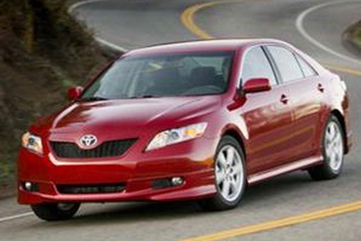 Toyota Motor Corporation (TMC) mengumumkan kemarin (10/6) bahwa Siam Manufacturing Co. Ltd (STM) sebagai basis produksi mesin TMC di Thailand, berencana akan membangun pabrik baru untuk memproduksi mesin diesel berkapasitas 150 ribu unit. Pabrik ini direncanakan beroperasi mulai 2010. 