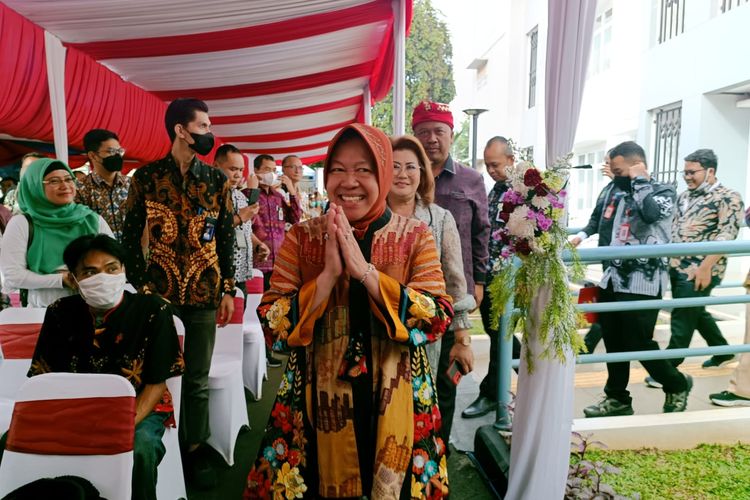 Menteri Sosial Tri Rismaharini meresmikan Rumah susun (rusun) Sentra Mulyajaya di Kelurahan Bambu Apus, Kecamatan Cipayung, Jakarta Timur, Jumat (31/3/2023).