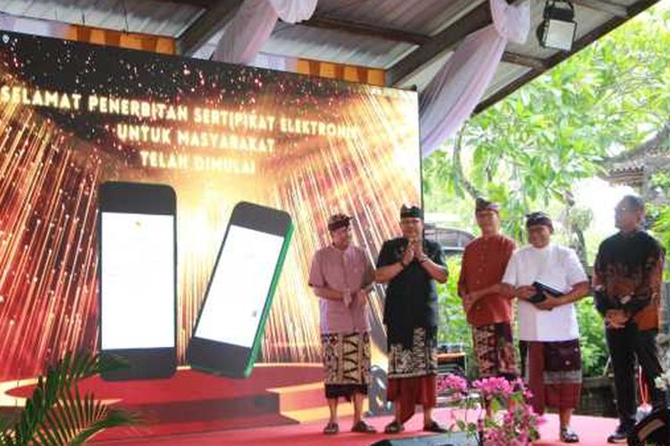 Kantor Pertanahan (Kantah) Kabupaten Badung di Provinsi Bali memulai implementasi penerbitan sertifikat tanah elektronik untuk masyarakat.