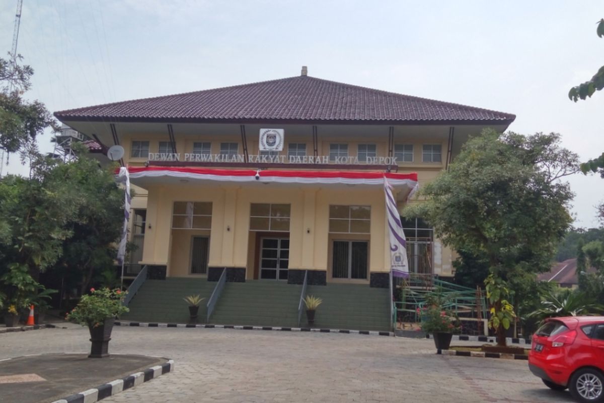 Gedung DPRD Kota Depok yang berlokasi di Jalan Raya Boulevard Kota Kembang, Depok.