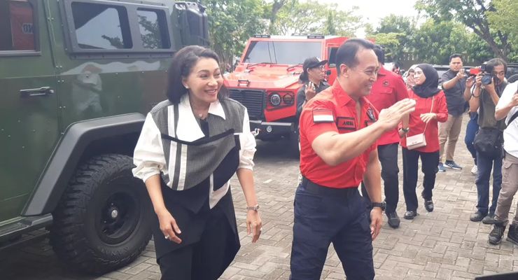 Hadiri Rakercabsus Pilkada PDI-P di Sukoharjo, Andika Perkasa-Hendi Naik Kendaraan Taktis
