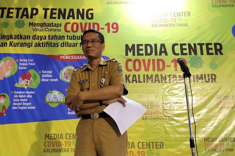 Plt Kepala Dinas Kesehatan Kaltim sekaligus Jubir Gugus Tugas Penanganan Covid-19, Andi M Ishak saat memberi keterangan pers di Samarinda, Senin (30/3/2020).