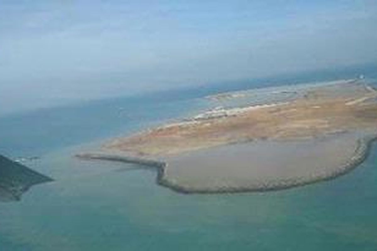 Pulau Nipah, salah satu pulau terluar yang berhadapan langsung dengan Singapura.