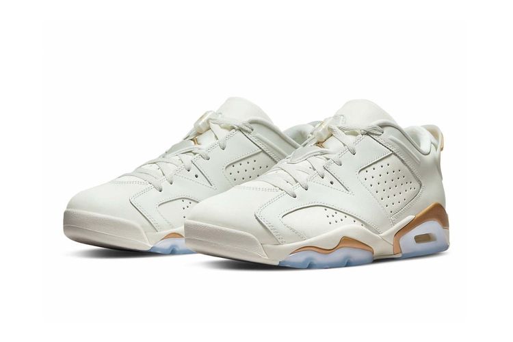 Tampilan Air Jordan 6  Low tampak kalem berkat perpaduan warna giok, sail, dan emas.