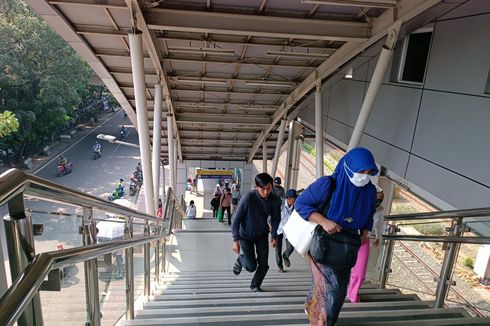 Kemenhub Pertimbangkan Naikkan Kapasitas Peron daripada Pasang Eskalator di Stasiun Cakung