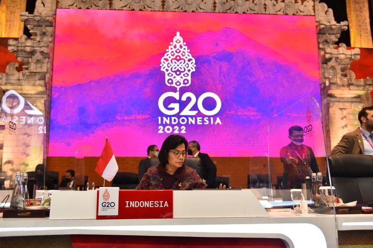 Menteri Keuangan Sri Mulyani Indrawati dalam acara pembukaan 3rd Finance Ministers and Central Bank Governor Meeting (FMCBG) G20 Indonesia di Bali, Jumat (15/7/2022). 