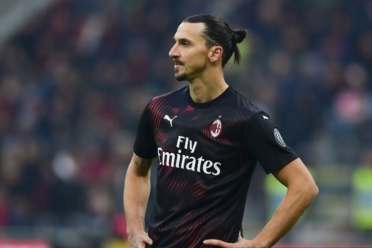 Ekspresi Zlatan Ibrahimovic pada laga AC Milan vs Sampdoria dalam lanjutan pekan ke-18 Liga Italia di Stadion San Siro, Senin 6 Januari 2020.