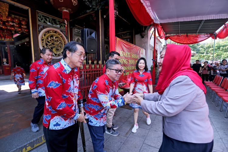 Wali Kota Semarang Hevearita Gunaryanti Rahayu menghadiri acara di Klenteng Tay Kak Sie, Senin (2/9/2024).