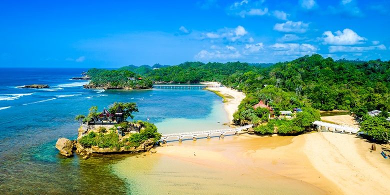 7 Wisata Pantai Di Malang Selatan Ada Pantai Balekambang Halaman All Kompas Com