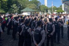 Ratusan Polisi Amankan Sidang Penuntut Ijazah Presiden Jokowi di PN Solo