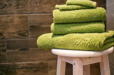 Cara Mencuci Handuk agar Tetap Bersih dan Tahan Lama