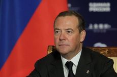 Mantan Presiden Rusia Mencaci Maki PM Jepang karena Tunduk pada AS