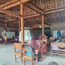 Sekolah Diperbaiki, Ratusan Siswa SDN Gandong 3 Ngawi Belajar di Teras Rumah Warga
