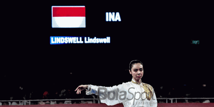 Atlet wushu Indonesia, Lindswell Kwok, tampil di kelas Taijiquan putri Asian Games 2018, Minggu (19/8/2018) di Jiexpo, Kemayoran, Jakarta.