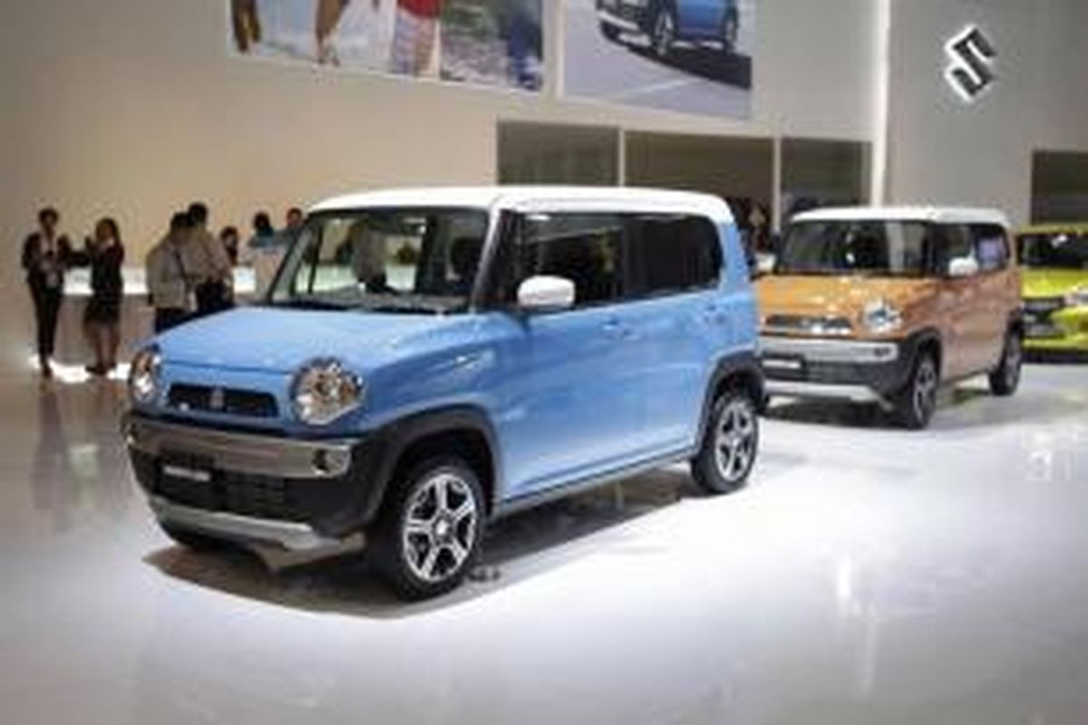 Mobil Suzuki Suzuki Hustler dipajang dalam pameran Indonesia International Motor Show 2014, di JIExpo, Kemayoran, Jakarta, Kamis (18/9/2014). Pameran otomotif terbesar di Indonesia ini akan berlangsung hingga 28 September 2014.