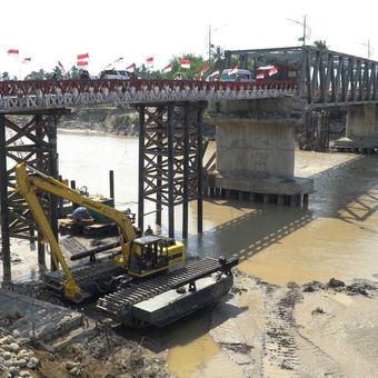 Pelaksanaan Jembatan Krueng Tingkeum, Provinsi Aceh.