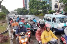 Mitos atau Fakta, Motor Listrik Tidak Boleh Kehujanan?