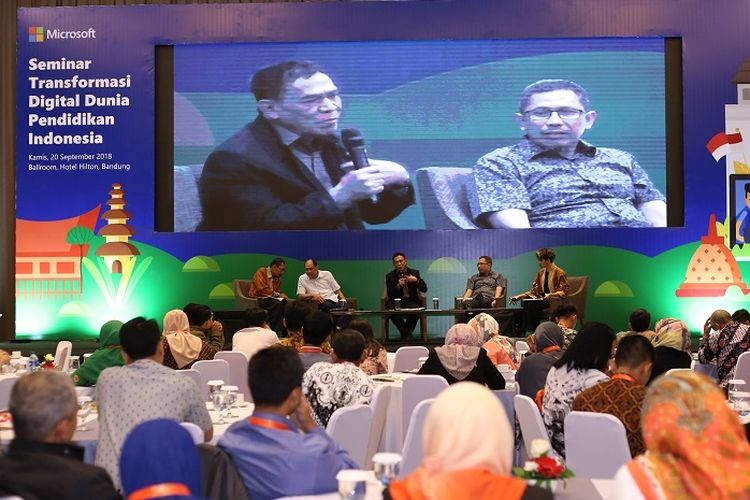 Seminar Transformasi Digital Dunia Pendidikan Indonesia, Microsoft Indonesia dan Dinas Pendidikan Jawa Barat (20/9/2018).