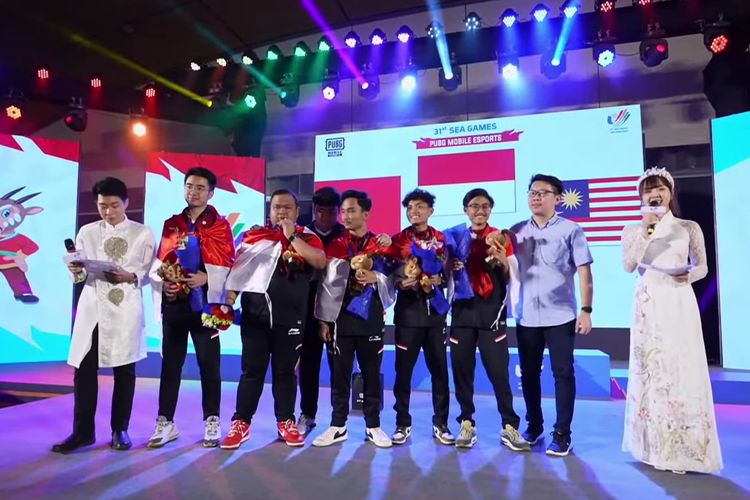 Timnas Indonesia 2 yang berhasil mendapatkan medali emas di PUBG Mobile Team SEA Games 2021.