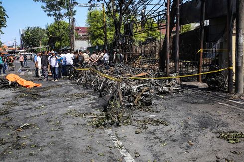 Pengamat: Bom Surabaya Terorganisasi dengan Baik