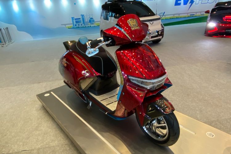 Modifikasi Honda CUV e: di PEVS 2026, Tampil dengan Wide Body dan Airbrush Batik