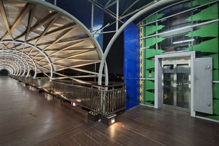 Lift JPO Tapal Kuda Lenteng Agung Sudah Berfungsi Lagi