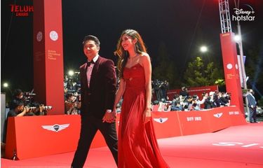 Mikha Tambayong dan Deva Mahenra Hadiri Busan International Film ...