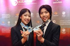 Mischka dan Devon Terima Penghargaan "Youth Achievement Record"