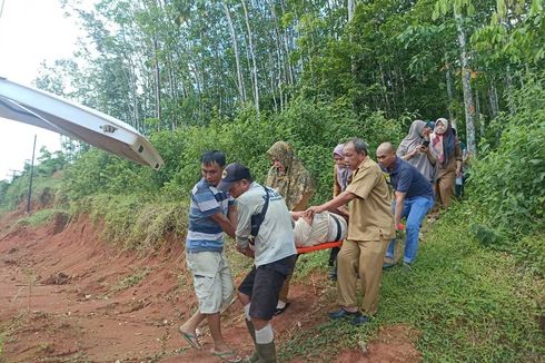 Cerita Aipda Diki, Bantu Seorang Ibu Melahirkan di Kebun Karet Musi Rawas