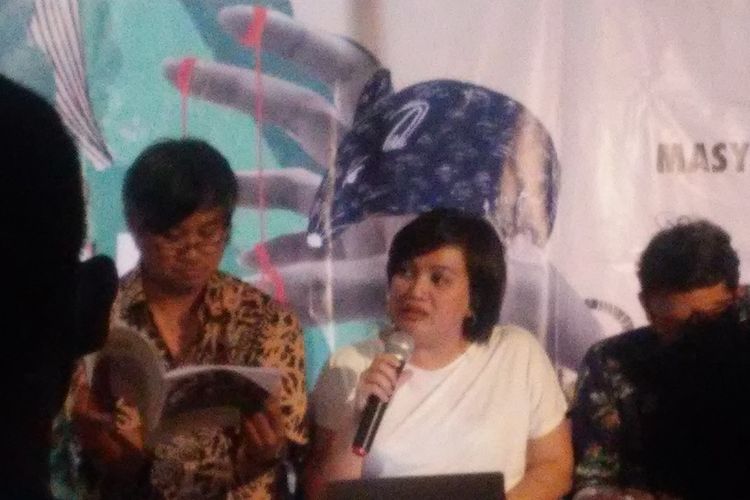 Atnike Sigiro saat menyampaikan keterangannya dalam acara Proyeksi 5 Tahun Pemerintahan Mendatang terkait HAM di kawasan Jalan K.H. Wahid Hasyim, Jakarta Pusat, Kamis (17/10/2019).