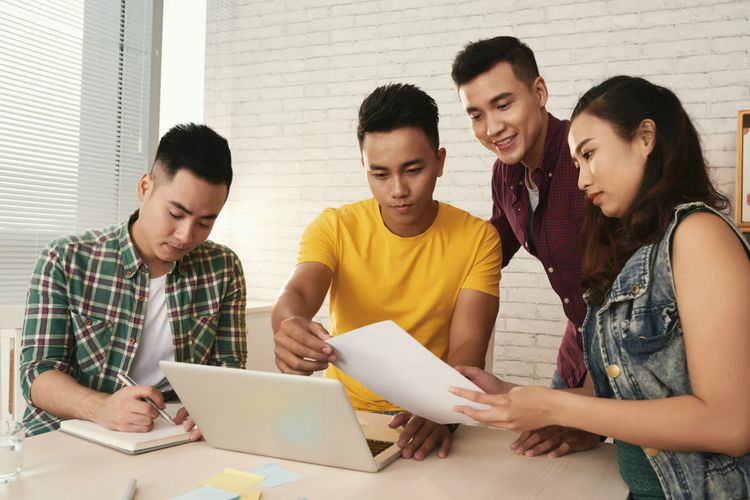 Beberapa zodiak disebut sulit diajak kerja sama dalam proyek kelompok. Apa saja tanda zodiak yang bisa bikin kerja tim jadi lebih menantang?
