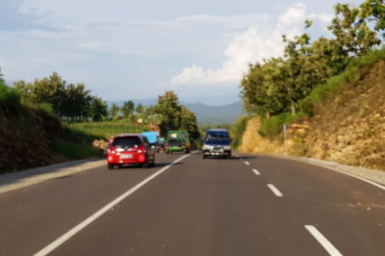 Jalur Pantai Selatan (Pansela) Jawa.