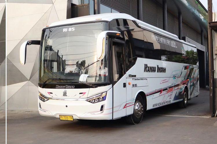 Bus baru PO Ranau Indah