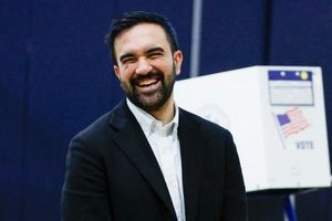 Muda, Beda, dan Pro-Palestina, Siapa Zohran Mamdani Calon Wali Kota New York?