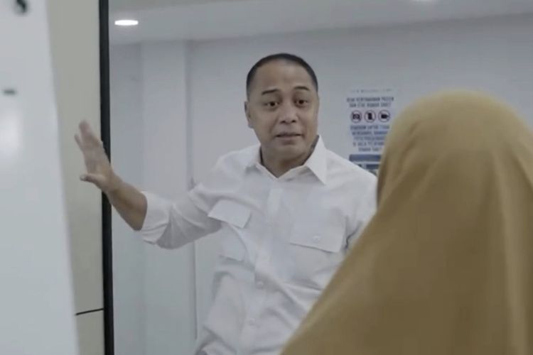 Sidak RSUD Soewandhie Surabaya, Eri Cahyadi Minta Pelayanan Obat Dipercepat
