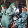 Rombongan Haji Tiba di Balai Kota Depok, Langsung Dites Swab Antigen