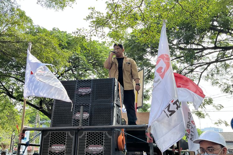 Demo Air Bersih di Surabaya Bubar, Massa Bawa 4 Tuntutan dan Ancam Aksi Lebih Besar