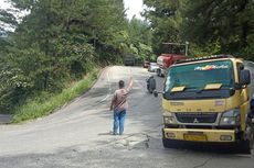 Sehari Menjadi YouTuber di Tanjakan Maut Sitinjau Lauik, Meleng Sedikit Bisa Digilas Truk