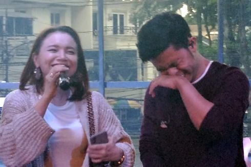 Rossa Menangis Saat Dengar Lagu Baru Cakra Khan