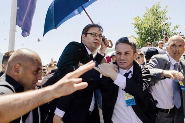 150.000 Orang Demo di Serbia untuk Lengserkan Partai Penguasa