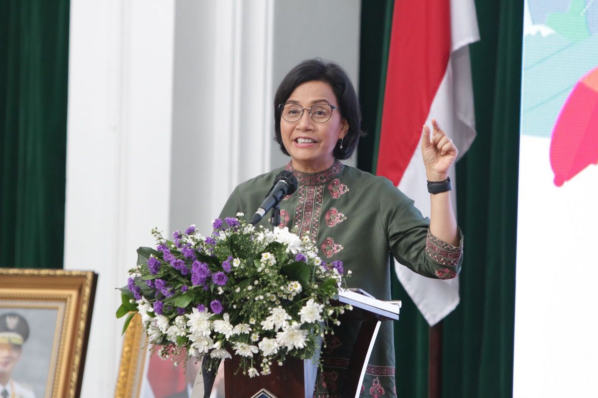 Menteri Keuangan Sri Mulyani Indrawati saat melakukan sosialisasi substansi dari UU HPP di Gedung Sate, Bandung, Jumat (17/12/2021).