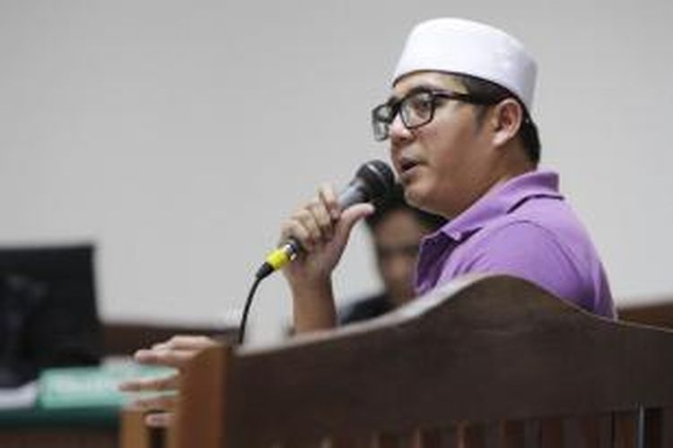 M Yagari Bhastara Guntur alias Gary memberikan kesaksian dalam sidang kasus dugaan suap terhadap hakim dan panitera Pengadilan Tata Usaha Negara Kota Medan di Pengadilan Tindak Pidana Korupsi Jakarta, Kamis (17/9/2015).