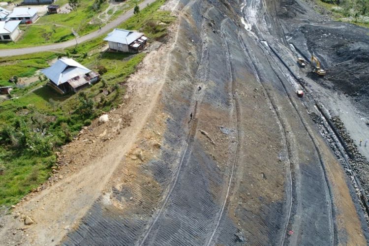 Jalan Oksibil?Towe Hitam?Ubrup?Jayapura