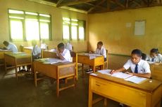Fasilitas Kurang, 128 SMP di Kabupaten Manggarai Timur Ikut Ujian Nasional Berbasis Kertas dan Pensil