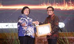 Kontribusi Turunkan Emisi GRK, 6 Unit Operasi Pertamina Patra Niaga Terima Penghargaan Kampung Iklim 2023