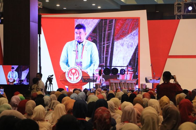 Wali Kota Medan Bobby Nasution saat menyampaikan sambutan di Hotel Santika Medan, Selasa (16/5/2023)