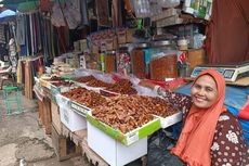 Berkah Ramadhan, Pedagang Kurma di Pasar Jatinegara Raup Untung Jutaan Rupiah