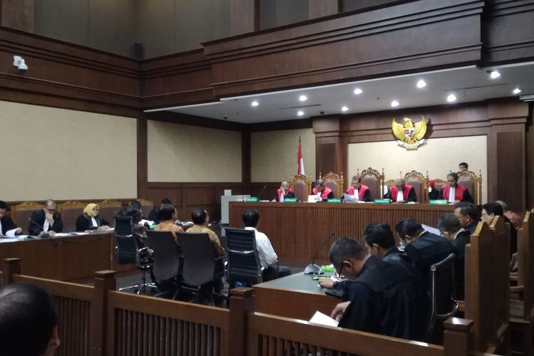 Sidang lanjutan terdakwa mantan Direktur Utama PT PLN Sofyan Basir di Pengadilan Tipikod Jakarta, Senin (15/7/2019).